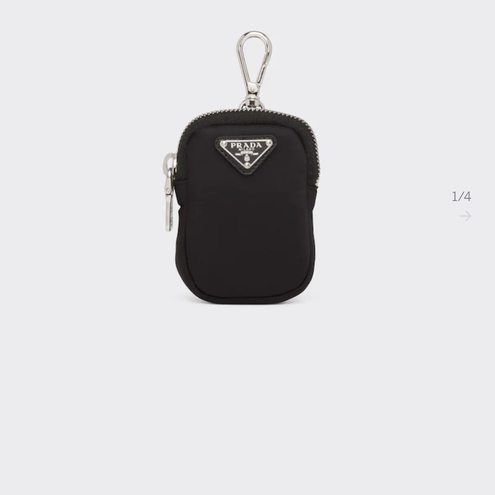 USED AUTHENTIC Re-Nylon mini pouch